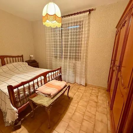 Maison Avec Jardin Et Terrasse, 3 A - Fr-1-338-612 *